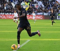 kaiyun官网-罗马诺：穆阿尼保持冷静&amp;仍在耐心等待尤文，未与其他俱乐部谈判